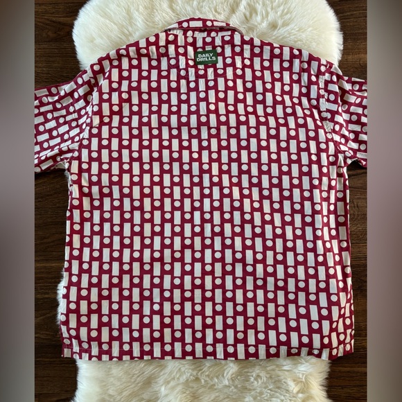 DAILY DRILLS SLEEP SET - RED WITH TOFU
XS/SMALL - EUC - Picture 11 of 16